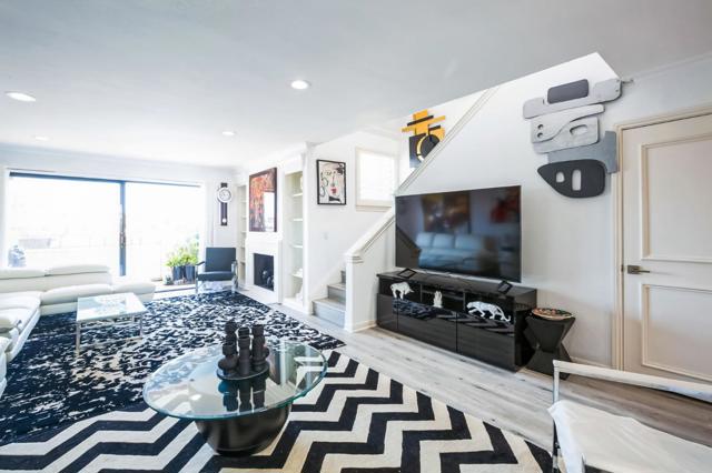 1029 Lido Lane, Foster City CA: https://media.crmls.org/mediaz/6cdd8e71-b1c0-4d67-9de4-652bf5990b82.jpg