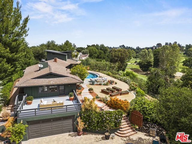 4650 Canoga Avenue, Woodland Hills CA: https://media.crmls.org/mediaz/6cde489f-9faf-47d3-af58-894d8bfac30b.jpg