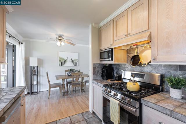 28 WESTWOOD, Napa CA: https://media.crmls.org/mediaz/6cdf6ec1-292f-492c-a1ed-773dfbd9ea3f.jpg