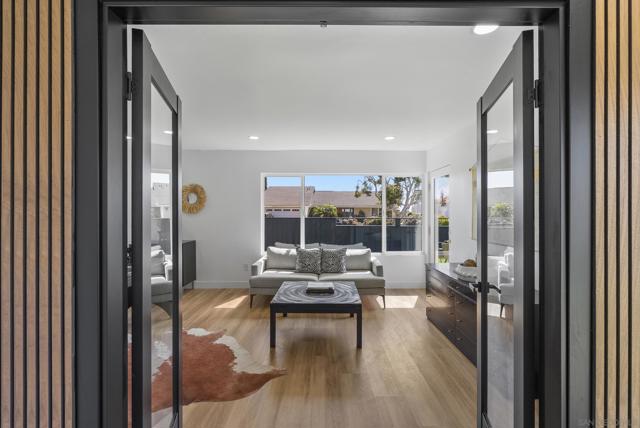 1110 Sea Village Dr, Cardiff by the Sea CA: https://media.crmls.org/mediaz/6ce03609-a426-4a46-a8a1-a8d52d878ca1.jpg