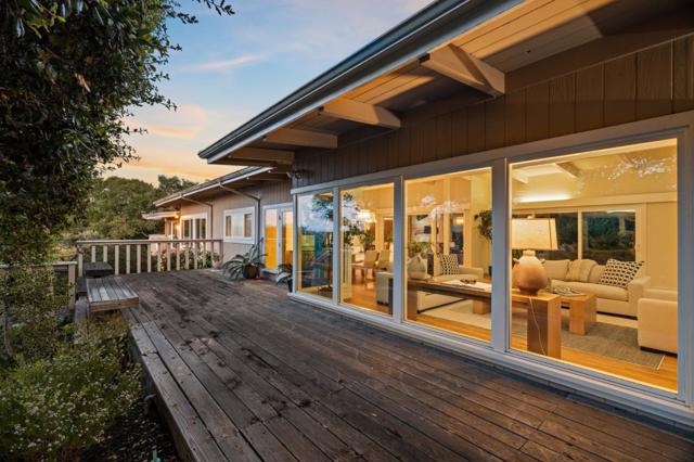 17180 Crescent Drive, Los Gatos CA: https://media.crmls.org/mediaz/6ce1034c-7faa-4ac6-8fee-a9d480f3e62c.jpg