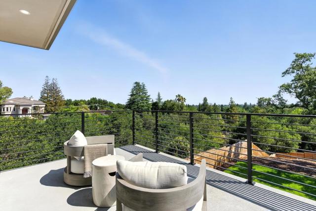 1127 Hillslope Place, Los Altos CA: https://media.crmls.org/mediaz/6ce1327b-9aeb-4cf6-9be5-6282ed62ca65.jpg