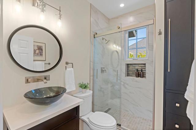 739 Oak View Way, Redwood City CA: https://media.crmls.org/mediaz/6ce13de3-dcbc-4f6d-a6cb-d2d8dad3d1f5.jpg