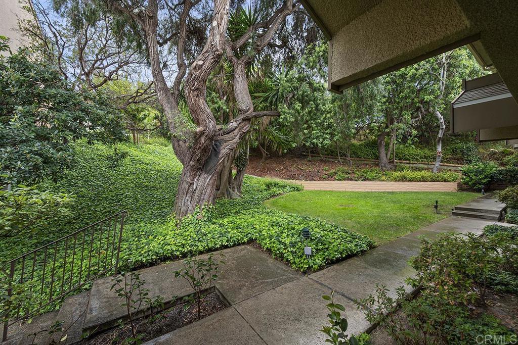 4272 5th Ave - photo 5