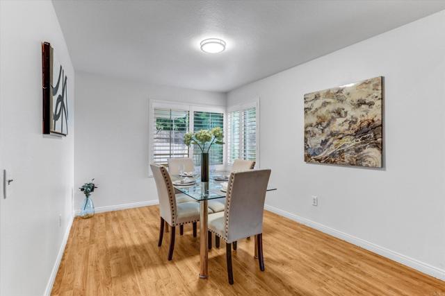 Detail Gallery Image 10 of 42 For 805 Plaza Mar, Chula Vista,  CA 91910 - 4 Beds | 2/1 Baths