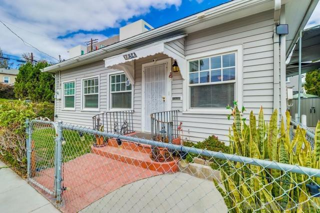 1834 Polk, San Diego CA: https://media.crmls.org/mediaz/6ce26411-1595-4959-9f8a-e176e812dd54.jpg