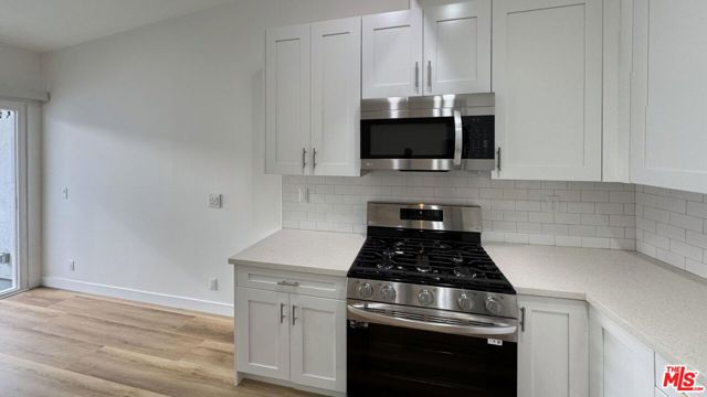 3630 Midvale Avenue, Los Angeles CA: https://media.crmls.org/mediaz/6ce29e54-ee44-4ac9-9f3d-f9766b77250f.jpg