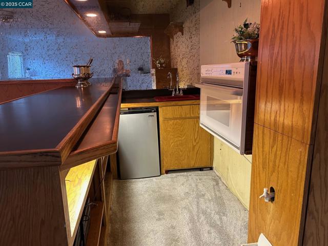 826 Veale, Martinez CA: https://media.crmls.org/mediaz/6ce33011-de71-453f-a246-29d6d497ec85.jpg