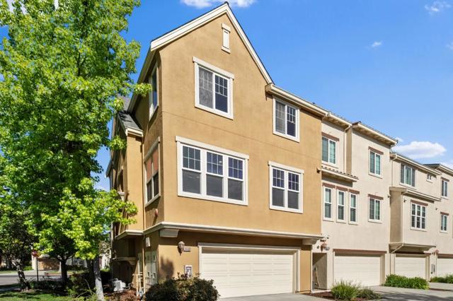4440 Rivermark Parkway, Santa Clara CA: https://media.crmls.org/mediaz/6ce35132-9fb5-44ba-8a2c-f6f2f4b79c37.jpg