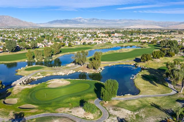 33 Via Las Flores, Rancho Mirage, CA 92270