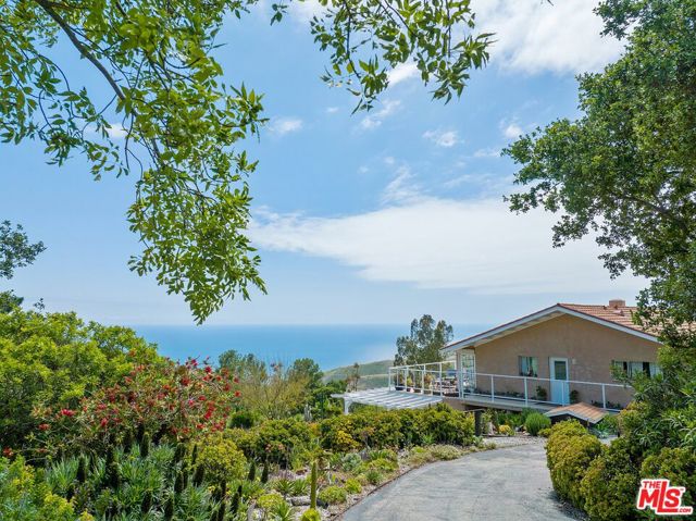 9402 Houston Road photo 3