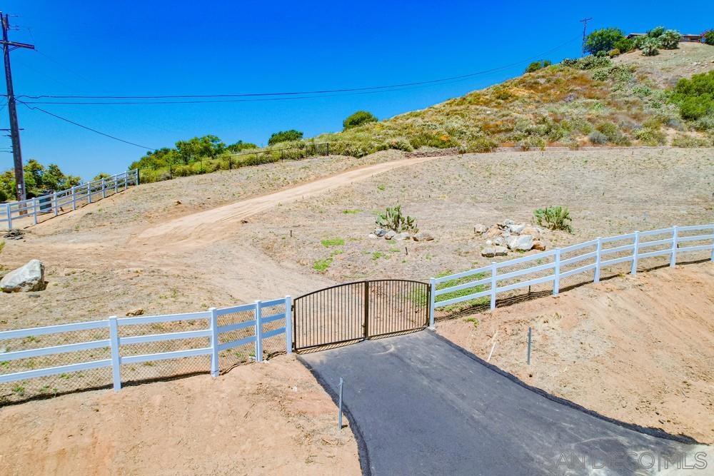 MLS #250032615SD img 54