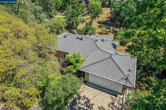 Image 1 of 31 For 2050 Blackwood Dr