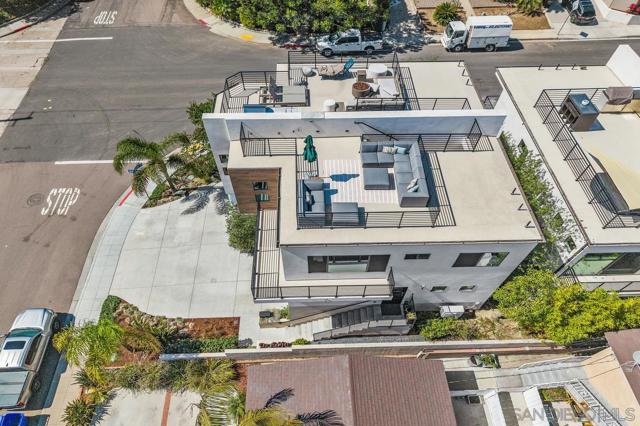 3144 Emerson St, San Diego CA: https://media.crmls.org/mediaz/6ce78516-5d81-45e9-bab2-4afa6e3e9997.jpg