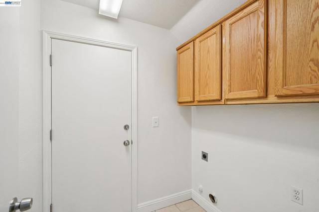 4902 Alterra Way, Sacramento CA: https://media.crmls.org/mediaz/6ce83316-9aee-4a34-bd36-26765e6b33ee.jpg
