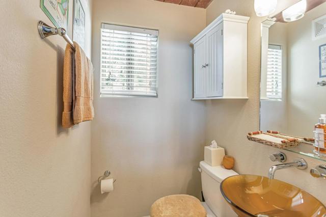 156 Mar Vista Drive, Monterey CA: https://media.crmls.org/mediaz/6ce9092d-4388-486f-8158-2ac0cb16cbdd.jpg