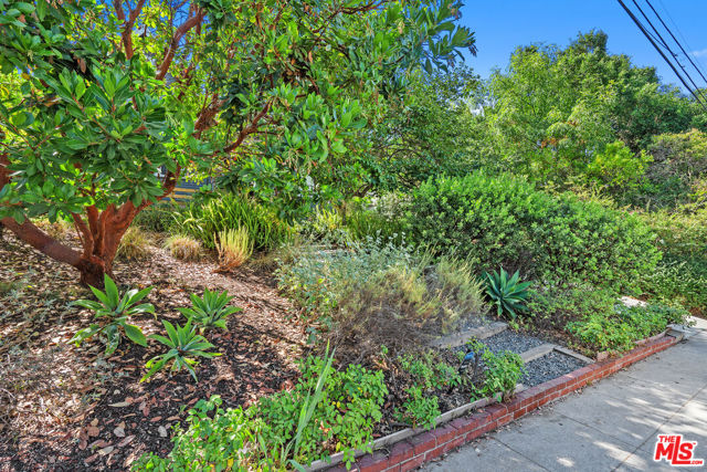 2136 Lemoyne Street, Los Angeles CA: https://media.crmls.org/mediaz/6ce93a3d-42ae-4d9d-b0bd-09fc26eb5906.jpg