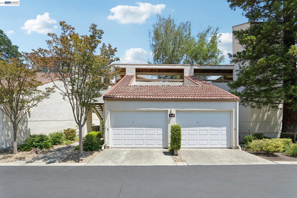 3324 Ptarmigan Dr #1A