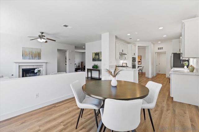 817 Avenida Codorniz, San Marcos CA: https://media.crmls.org/mediaz/6cea1d58-621c-4d96-8fa2-b926b586b821.jpg