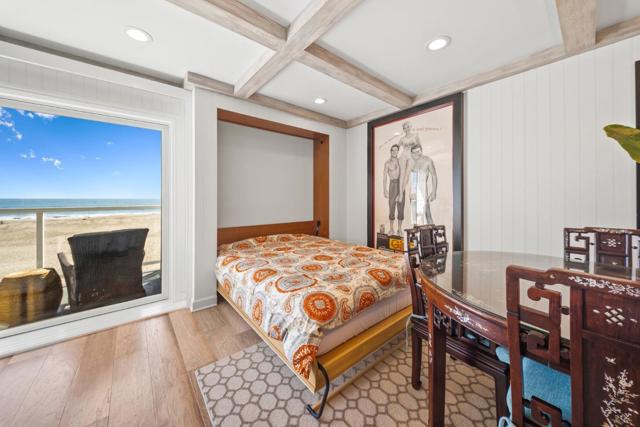 22130 E Cliff Drive, Santa Cruz CA: https://media.crmls.org/mediaz/6cea2dbb-687b-444d-b659-e5ea1ccd410e.jpg