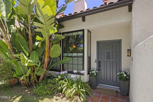 Detail Gallery Image 3 of 40 For 1932 N Jameson Ln #B,  Santa Barbara,  CA 93108 - 3 Beds | 2 Baths