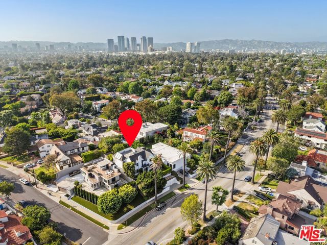 3067 Motor Avenue, Los Angeles CA: https://media.crmls.org/mediaz/6cec1614-c15c-48c0-a7fb-f9b750262f21.jpg