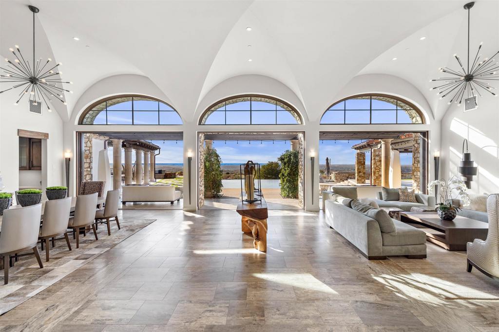 8114 Sendero De La Pradera - photo 4
