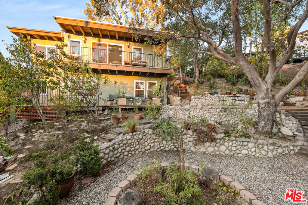 MLS #25589351 image #17