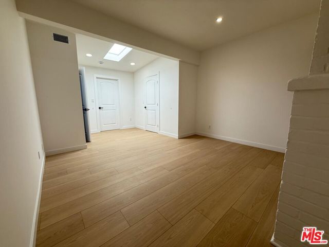 5759 1/2 Lemp Avenue, North Hollywood CA: https://media.crmls.org/mediaz/6ceff846-e013-4f73-b92c-47aad5486f5e.jpg