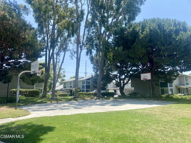 2703 Meadowwood, Santa Ana CA: https://media.crmls.org/mediaz/6cf03ce3-5dcf-4663-9821-21f0d0b59558.jpg