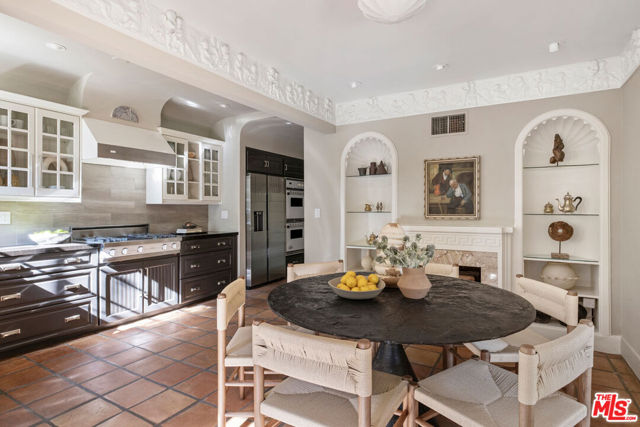 540 Mount Washington Drive, Los Angeles CA: https://media.crmls.org/mediaz/6cf0bb4e-72da-45bb-ad08-bb1088d89e4b.jpg