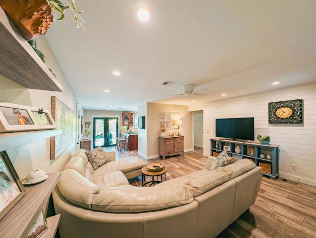 8635 La Butte Lane, Santee CA: https://media.crmls.org/mediaz/6cf0e67d-3103-4ae1-a2f0-9b992e502de1.jpg