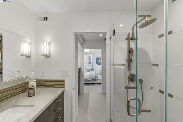 156 Lombard St, San Francisco CA: https://media.crmls.org/mediaz/6cf1a034-bd7a-46e7-a5ea-7cc3c0e45643.jpg