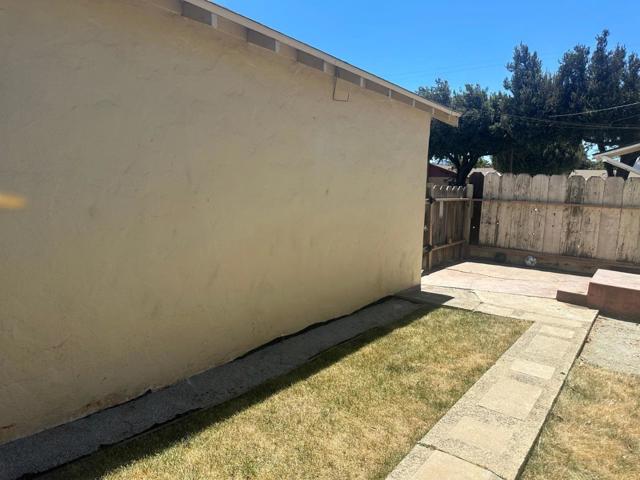 0 Ellis St, King City CA: https://media.crmls.org/mediaz/6cf1fb6f-88c6-40a6-a4b5-3b065268c03d.jpg