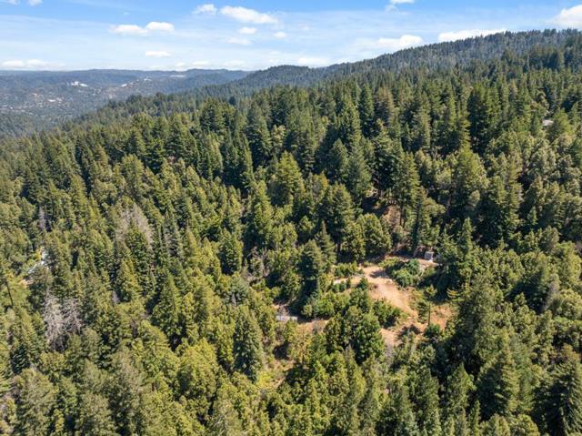 280 Sweetwater Lane, Ben Lomond CA: https://media.crmls.org/mediaz/6cf2a331-83af-4576-b046-2bb52f2c904e.jpg
