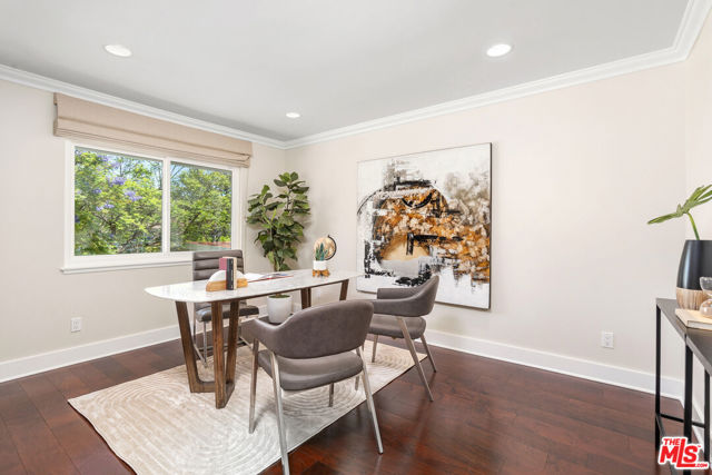 2771 Claray Drive, Los Angeles CA: https://media.crmls.org/mediaz/6cf4fd89-cd8e-4f15-af98-b13112a67f89.jpg