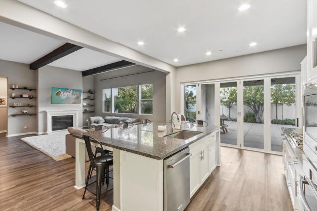 32780 Presidio Hills Ln, Winchester CA: https://media.crmls.org/mediaz/6cf520ff-a36c-426b-b368-63848631a387.jpg