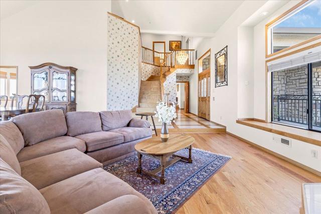 275 Nicholson Drive, Hollister CA: https://media.crmls.org/mediaz/6cf56001-79b9-4dbc-b57c-100981baf3b9.jpg