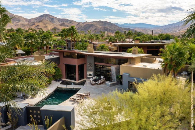 335 Patel Place, Palm Springs CA: https://media.crmls.org/mediaz/6cf59f41-9e2c-4df5-a6c6-f9b5acfa7dae.jpg