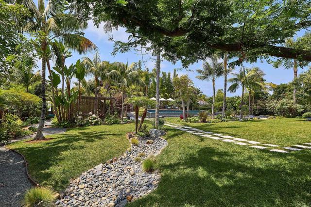 630 Ocean View Avenue, Encinitas CA: https://media.crmls.org/mediaz/6cf80978-a588-40ef-8985-24fbd3b0ac88.jpg