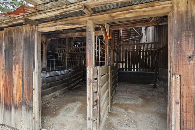 11768 Main St, Sunol CA: https://media.crmls.org/mediaz/6cf87121-7b43-46de-9160-0a210e126caa.jpg
