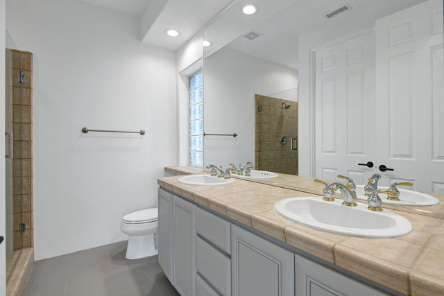 78863 Breckenridge Drive, La Quinta CA: https://media.crmls.org/mediaz/6cf9799c-239f-46b9-8091-8c84faa5c70f.jpg