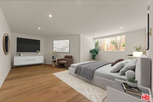 Image 5 of 16 For 530 Barrington Avenue 102