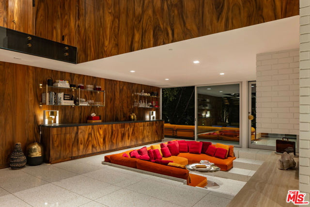 400 Castle Place photo 5