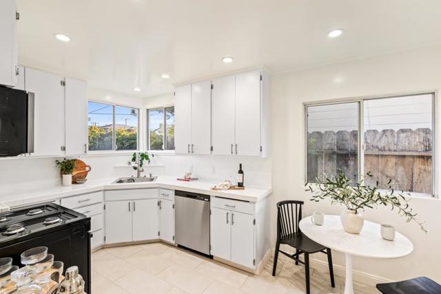 120 Greenwood Drive, South San Francisco CA: https://media.crmls.org/mediaz/6cfb78a8-fba7-491f-b555-eeaf55bf2b10.jpg