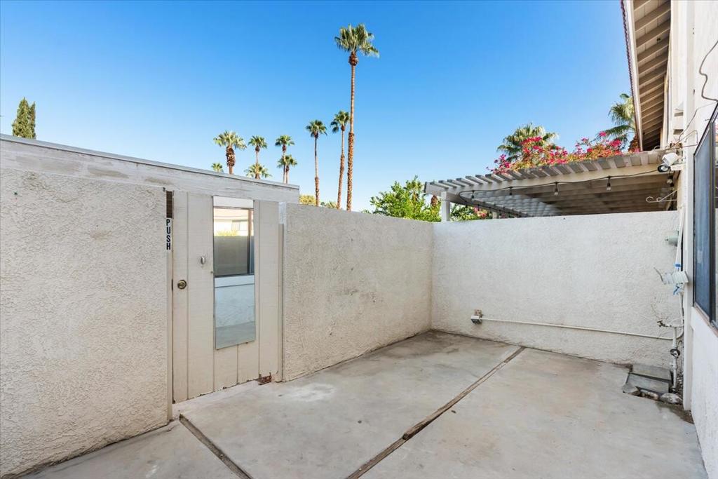 MLS #219135747DA image #14