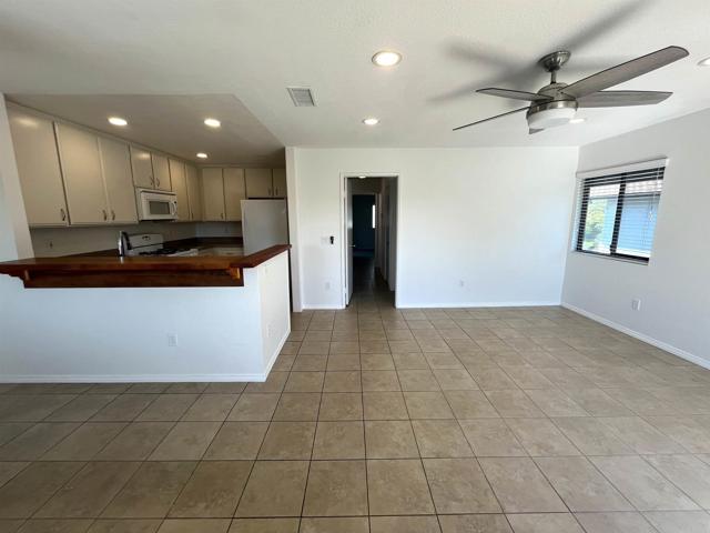 Image 10 of 44 For 2556 Ocean Cove Dr.