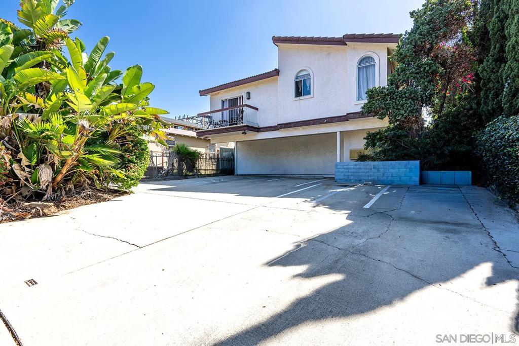 4211 Iowa St - photo 15