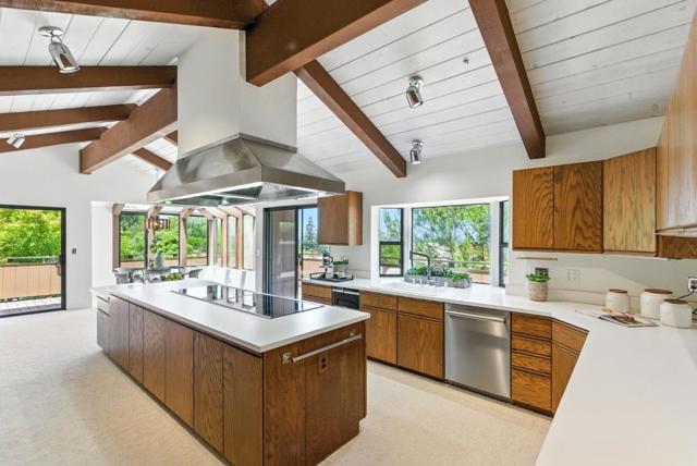 12391 Farr Ranch Court, Saratoga CA: https://media.crmls.org/mediaz/6cfd0829-7a7e-4191-a9d9-5ebf21ba9985.jpg
