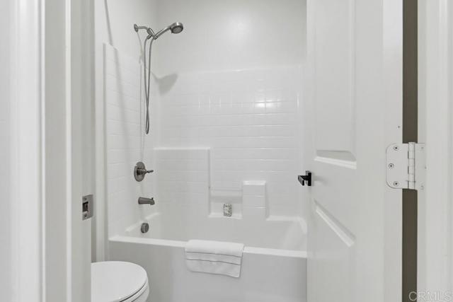 Detail Gallery Image 35 of 46 For 1720 Santa Ivy Ave, Chula Vista,  CA 91913 - 5 Beds | 3/1 Baths